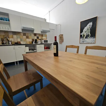 Fuerteventura Vacations 2 At Seneca,incluye Cocina Externa Con Agua Cafe Cereales Y Pasta Gratis Хостел